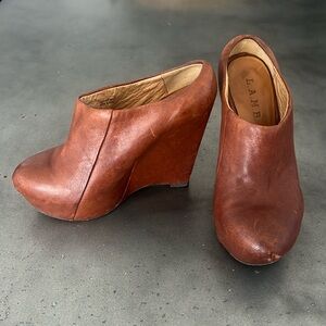 Very Unique L.A.M.B. Leather Wedges